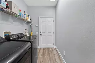 13701 Crest Lake Dr, Hudson, FL 34669 - Photo 32