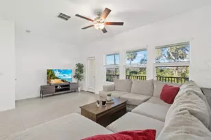 809 Tennyson Mill Cir, Tampa, FL 33619 - Photo 8