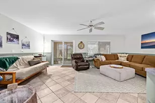 2392 Hanover Dr, Dunedin, FL 34698 - Photo 8