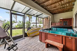 2392 Hanover Dr, Dunedin, FL 34698 - Photo 38
