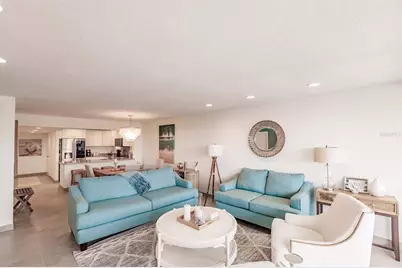 1125 W Peppertree Drive #407, Sarasota, FL 34242 - Photo 2