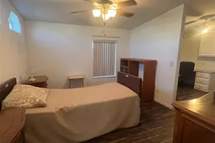 11300 124th Ave, Largo, FL 33778 - Photo 14