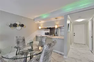 5030 Terrace Palms Cir, Tampa, FL 33617 - Photo 20