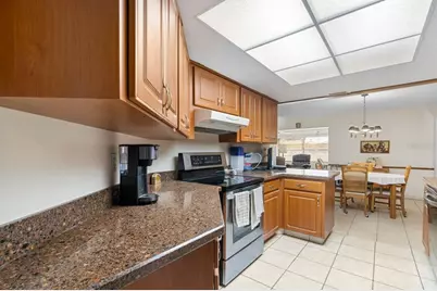 1602 Hovington Circle, Sun City Center, FL 33573 - Photo 10