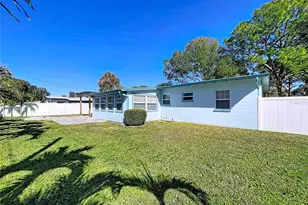 8822 Bay St NE, Saint Petersburg, FL 33702 - Photo 44