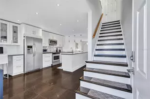 4799 Coquina Key Dr SE, Saint Petersburg, FL 33705 - Photo 8