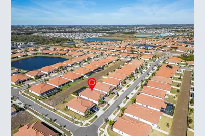 17173 Scuba Crest Street, Wimauma, FL 33598 - Photo 12