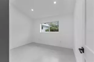 131 Toledo Way NE, Saint Petersburg, FL 33704 - Photo 42