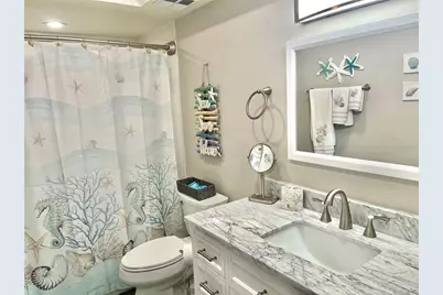 4550 Cove Circle #804, Saint Petersburg, FL 33708 - Photo 16