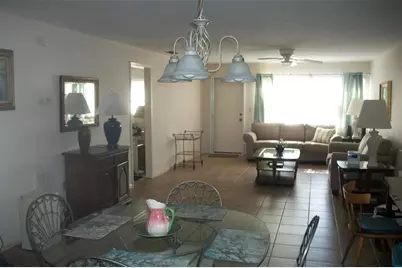 9821 113th Street #104, Seminole, FL 33772 - Photo 4