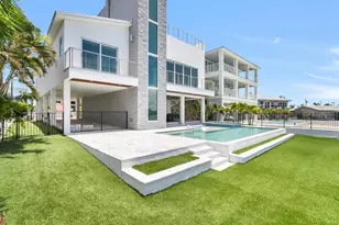 905 Bay Point Dr, Madeira Beach, FL 33708 - Photo 64