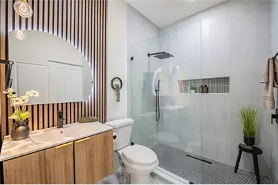 805 E Curtis Street, Tampa, FL 33603 - Photo 30