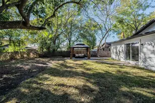 805 E Curtis St, Tampa, FL 33603 - Photo 34