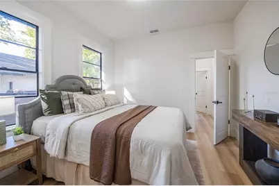 805 E Curtis Street, Tampa, FL 33603 - Photo 32