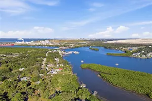 9911 Davis St, Gibsonton, FL 33534 - Photo 40