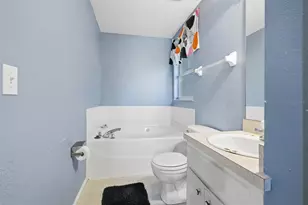 9911 Davis St, Gibsonton, FL 33534 - Photo 20