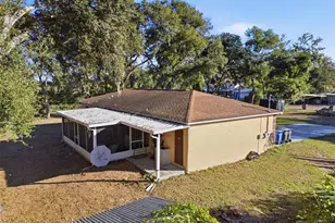 9911 Davis St, Gibsonton, FL 33534 - Photo 32