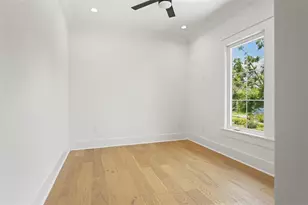 2200 N Glenwood Dr, Tampa, FL 33602 - Photo 32