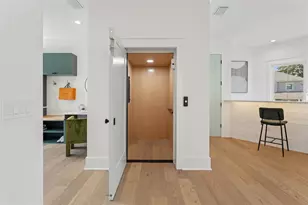 2200 N Glenwood Dr, Tampa, FL 33602 - Photo 36