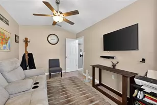 850 Christina Cir, Oldsmar, FL 34677 - Photo 32