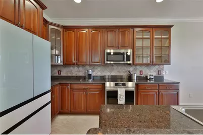 250 Silver Falls Drive, Apollo Beach, FL 33572 - Photo 12
