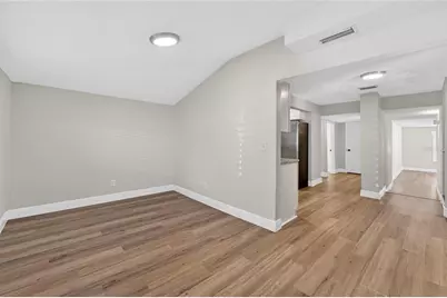 206 E Frierson Avenue, Tampa, FL 33603 - Photo 22