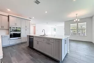 4732 W Wallcraft Ave, Tampa, FL 33611 - Photo 22