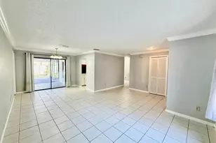 4223 Summerdale Dr, Tampa, FL 33624 - Photo 4