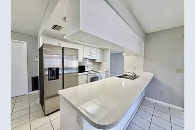 4223 Summerdale Drive, Tampa, FL 33624 - Photo 12