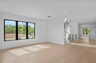 501 W Ross Ave, Tampa, FL 33602 - Photo 32
