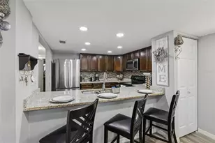 4709 Puritan Cir, Tampa, FL 33617 - Photo 8