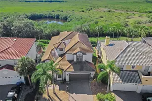 10622 Cape Hatteras Dr, Tampa, FL 33615 - Photo 2