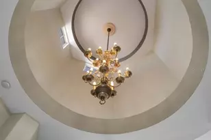 10622 Cape Hatteras Dr, Tampa, FL 33615 - Photo 8