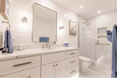 1055 W Peppertree Drive #206AA, Sarasota, FL 34242 - Photo 20