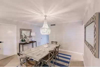 1055 W Peppertree Drive #206AA, Sarasota, FL 34242 - Photo 4