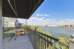 1464 Harbour Walk Rd, Tampa, FL 33602 - Photo 2