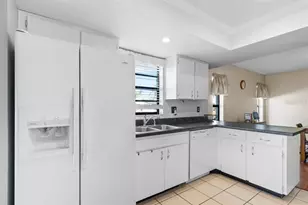 2024 Hereford Dr, Sun City Center, FL 33573 - Photo 14