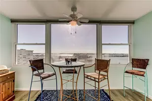 4775 Cove Cir, Saint Petersburg, FL 33708 - Photo 2