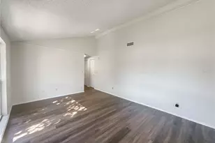 8711 Cordial Ct, Tampa, FL 33634 - Photo 12