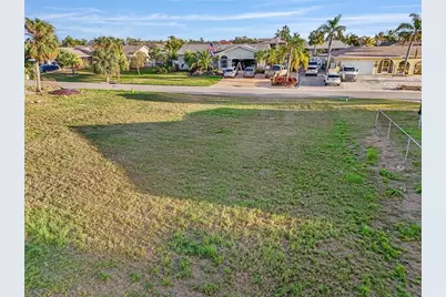 901 Eagle Lane, Apollo Beach, FL 33572 - Photo 4