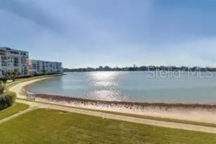 7984 Sailboat Key Blvd S, South Pasadena, FL 33707 - Photo 1