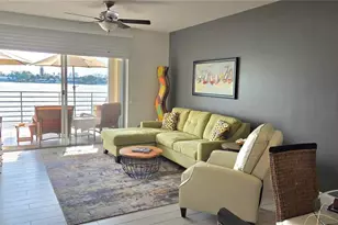 7984 Sailboat Key Blvd S, South Pasadena, FL 33707 - Photo 4