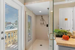 967 Landmark Circle S, Tierra Verde, FL 33715 - Photo 44