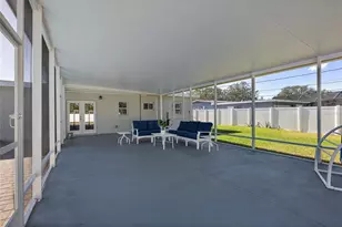 6631 Bougainvilla Ave S, Saint Petersburg, FL 33707 - Photo 20