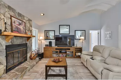 20600 Gardenia Drive, Land O Lakes, FL 34638 - Photo 14