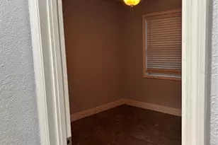 7185 Holiday Dr, Spring Hill, FL 34606 - Photo 6