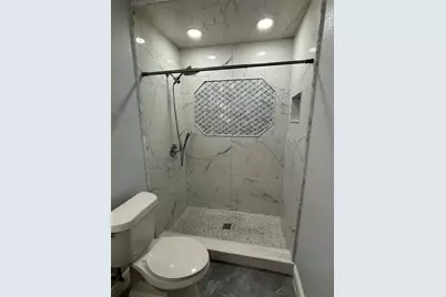 7185 Holiday Drive, Spring Hill, FL 34606 - Photo 16