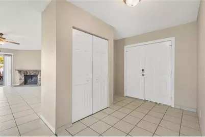 3206 Shady Glen Circle, Tampa, FL 33618 - Photo 6