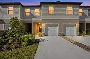 10149 Trumpet Honeysuckle Wy, San Antonio, FL 33576 - Photo 2