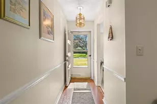 1084 Dunrobin Dr, Palm Harbor, FL 34684 - Photo 4